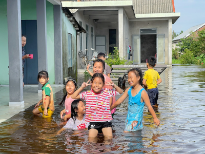 VINAGROUP GÓP LỬA YÊU THƯƠNG GỬI VỀ MIỀN TRUNG RUỘT THỊT